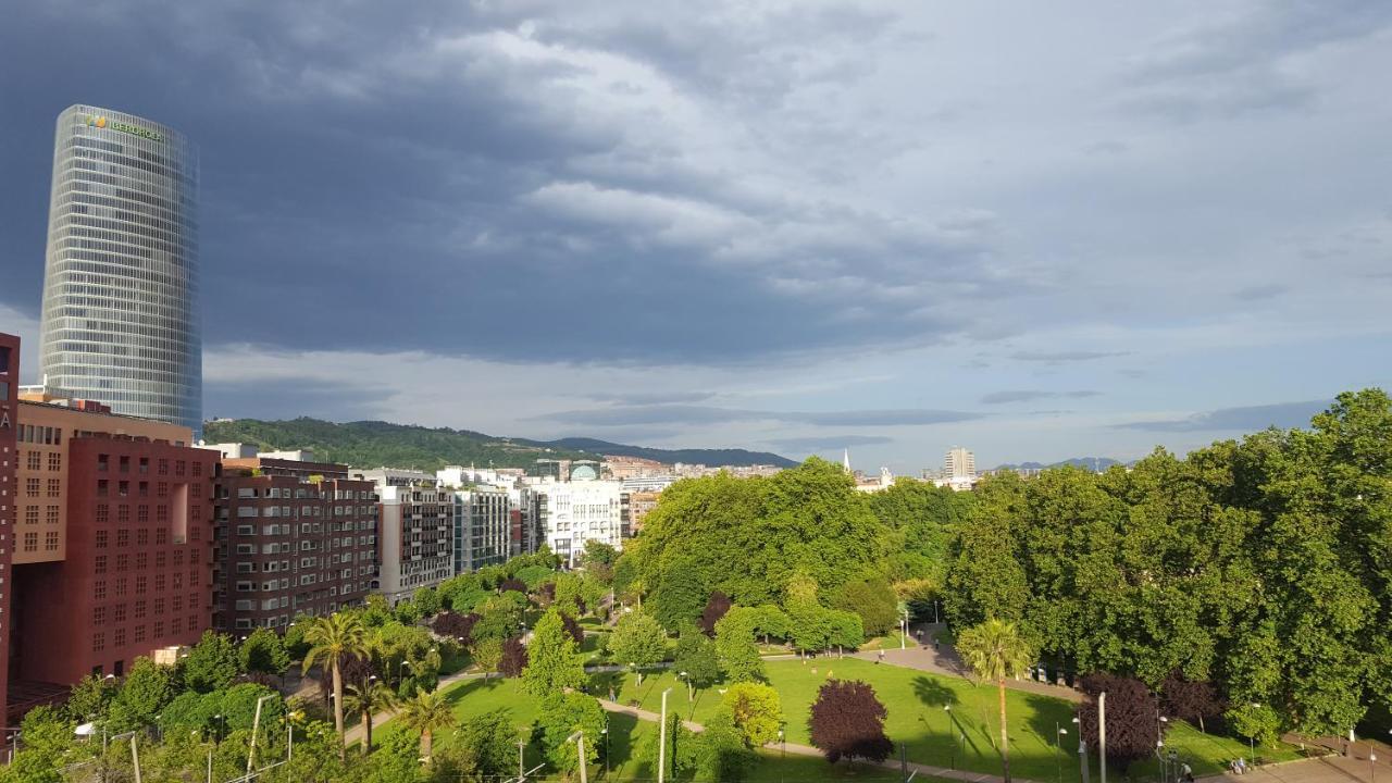 San Mames Apartment - Free Parking Bilbao Ngoại thất bức ảnh