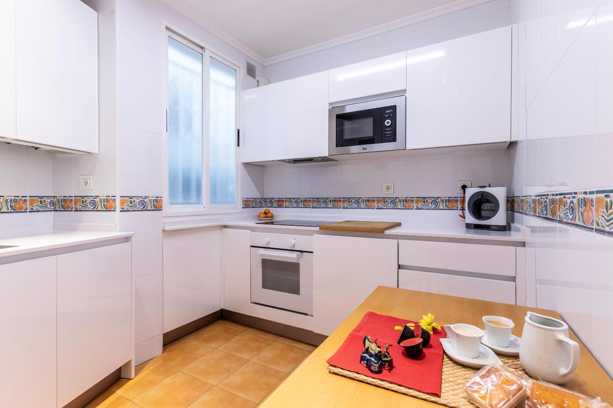 San Mames Apartment - Free Parking Bilbao Ngoại thất bức ảnh