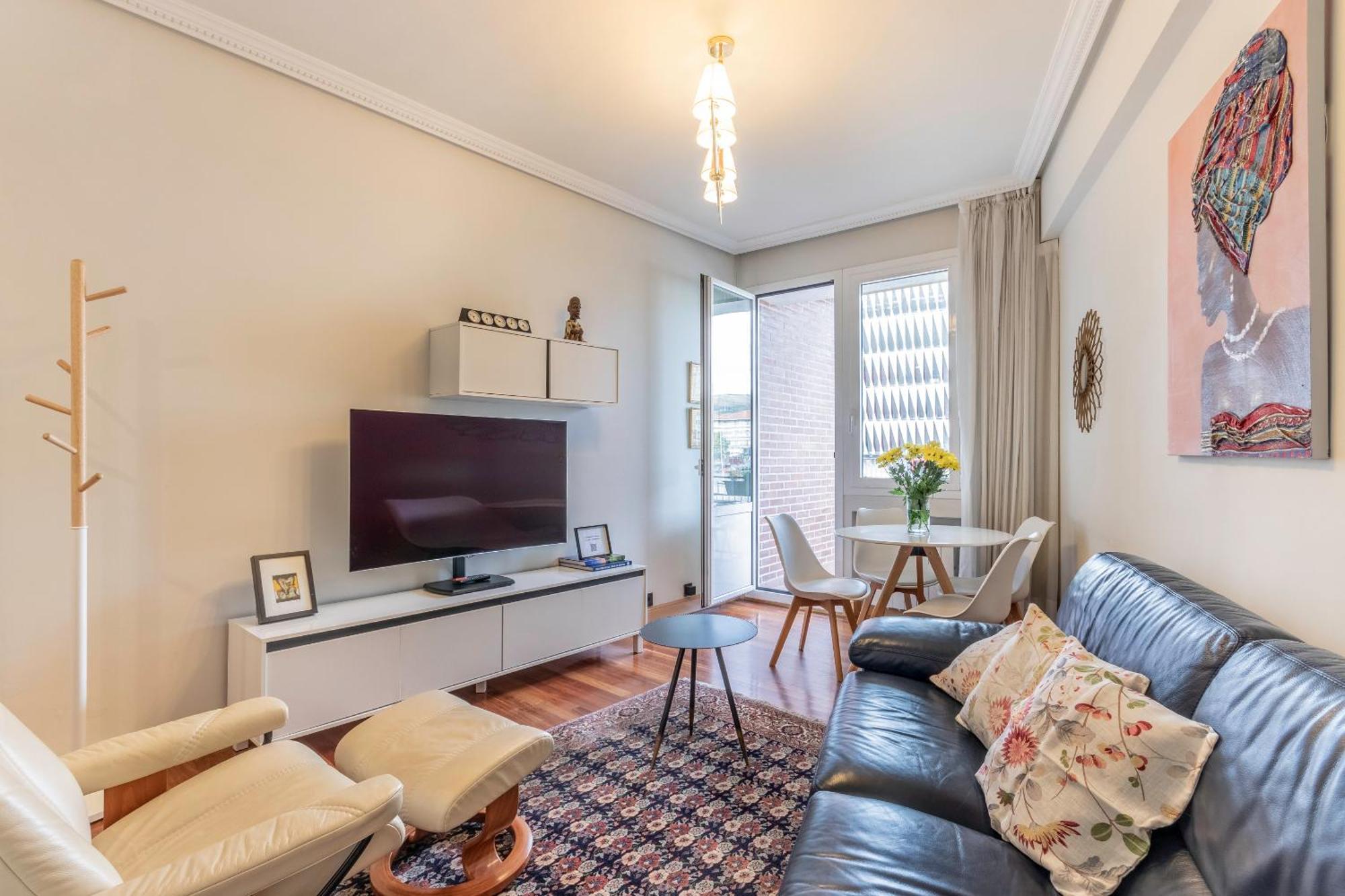 San Mames Apartment - Free Parking Bilbao Ngoại thất bức ảnh