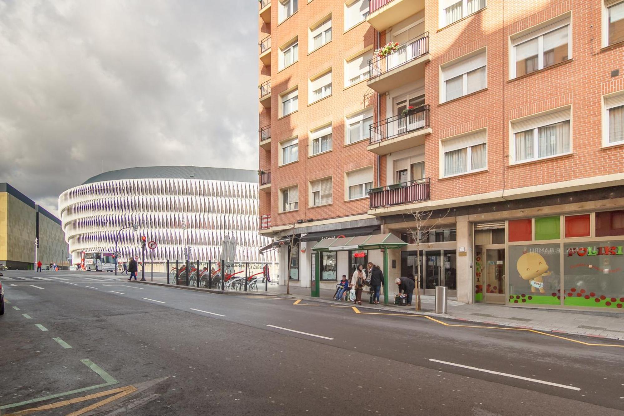 San Mames Apartment - Free Parking Bilbao Ngoại thất bức ảnh