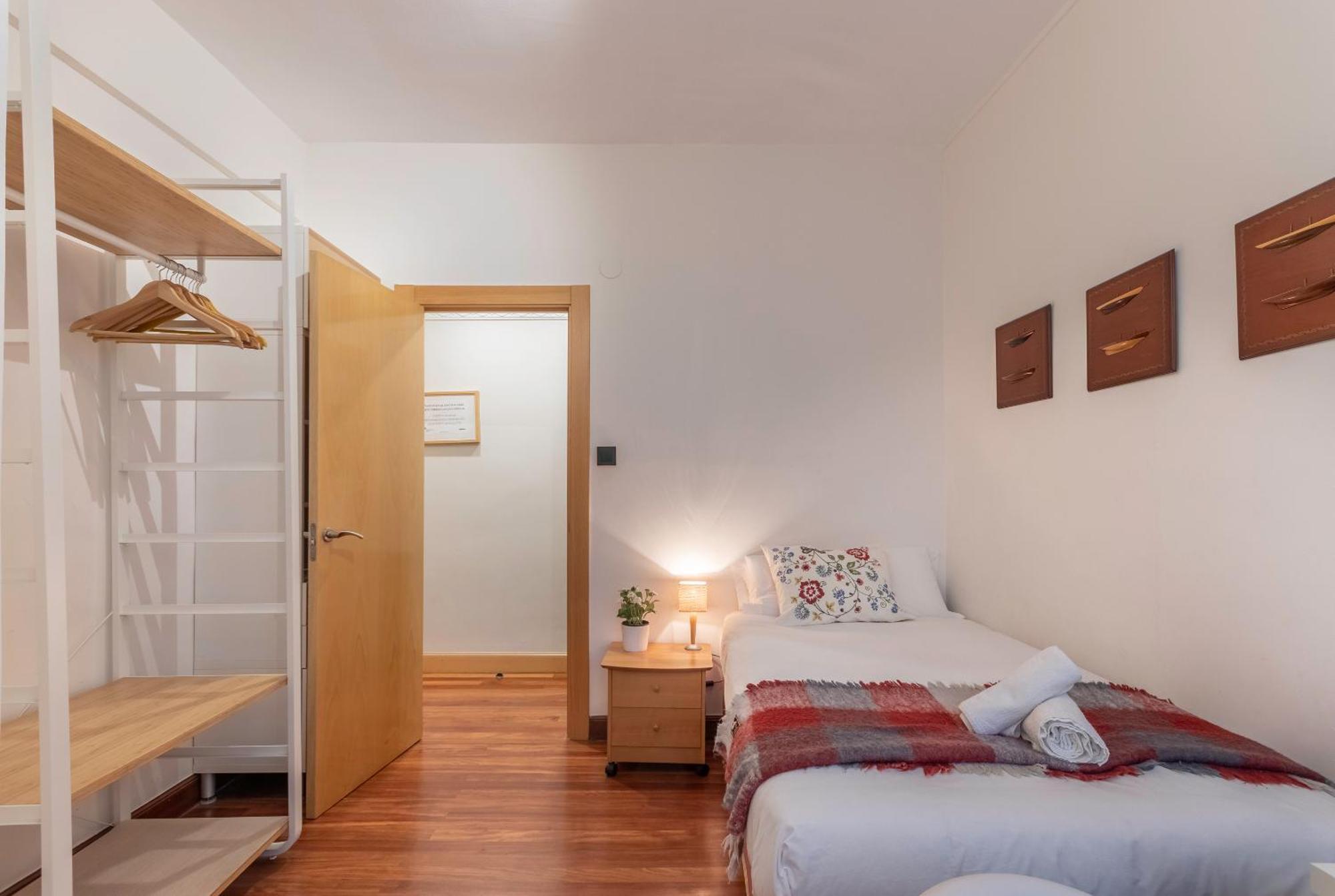 San Mames Apartment - Free Parking Bilbao Ngoại thất bức ảnh